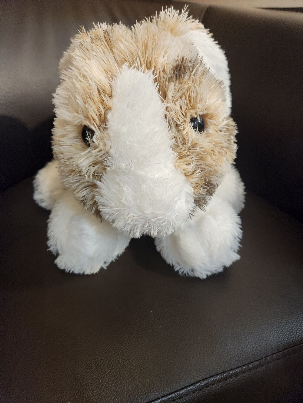 Brand New No Tags Dan Dee Brown and White Plush Bunny Rabbit